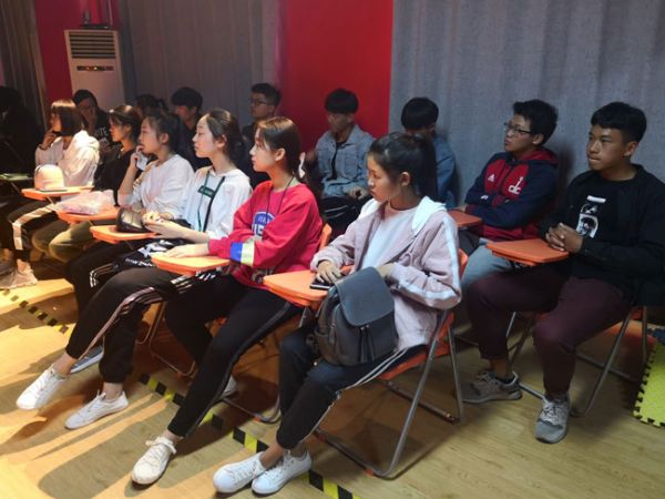 怎樣才能提高自己的表演技巧？